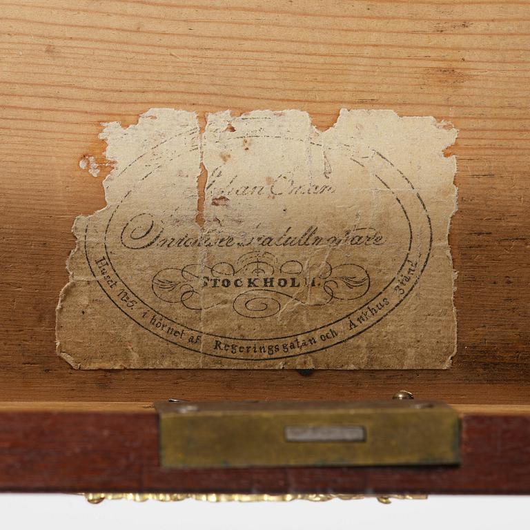 A Swedish Empire mahogny cabinet by J Öman (master 1815-1833).