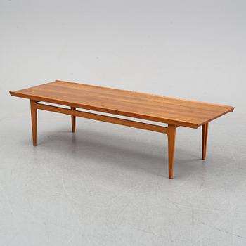 Finn Juhl, a teak coffee table for France & Son, mid 20th century.