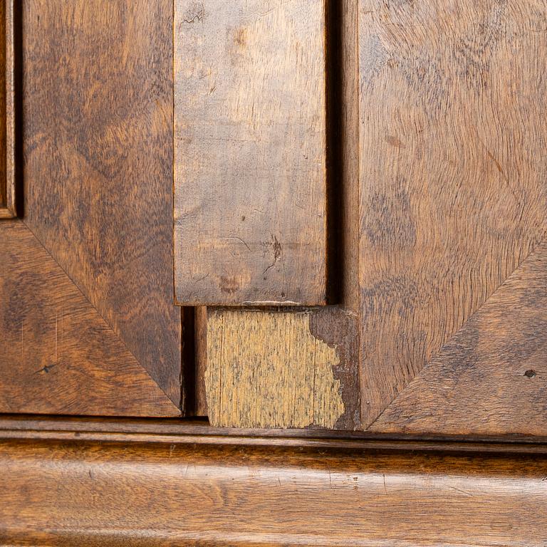 A cabinet, Carlsson & Reike FMöbleringsaffär, Stockholm, early 20th Century.