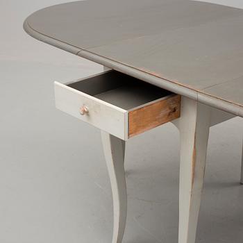 SLAGBORD, rokokostil. 1900-tal.