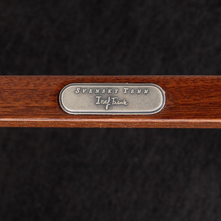 Josef Frank, stol, modell 695, Firma Svenskt Tenn, daterad 2024.