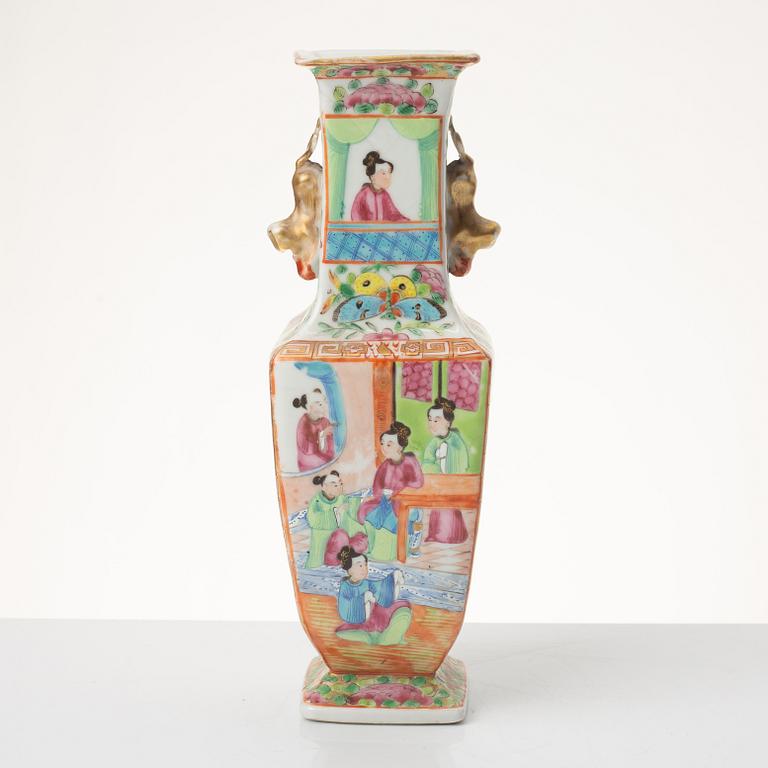 A famille rose Canton vase, Qing dynasty, 19th century.