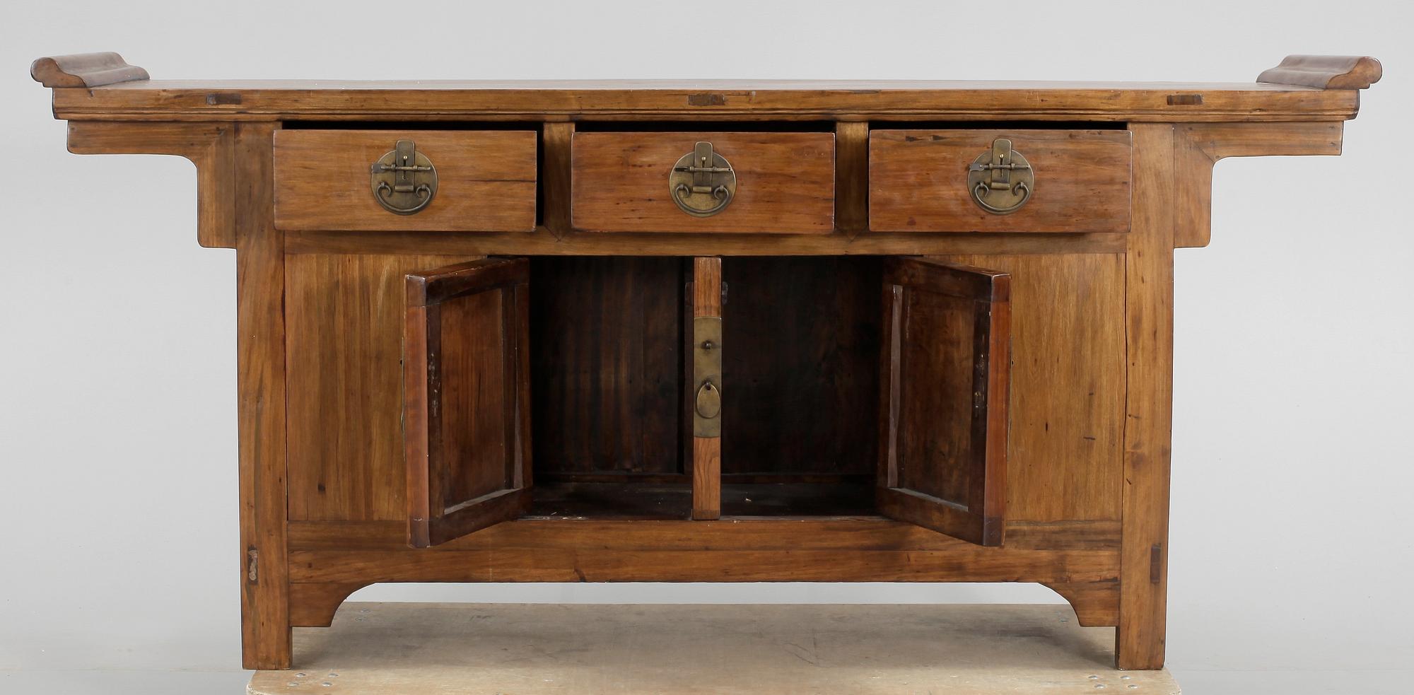 BUFFÉ, Kina, 1900-tal.