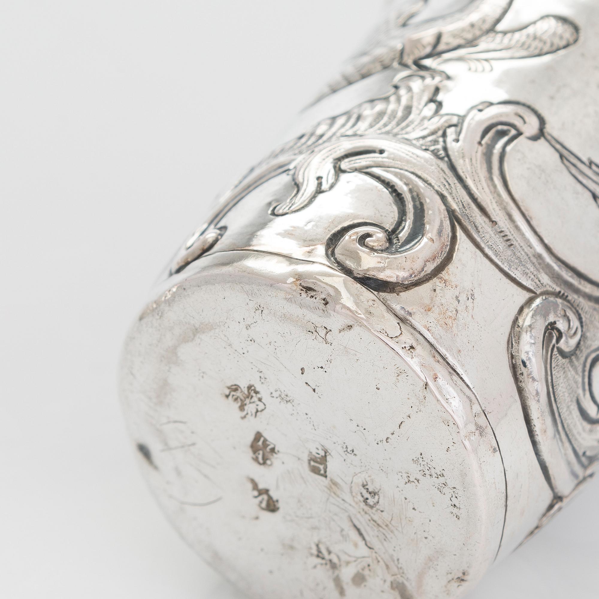 A pair of late 18th-century silver beakers, unknown maker's mark, alderman Alexei Kosirev, Moscow 1791.