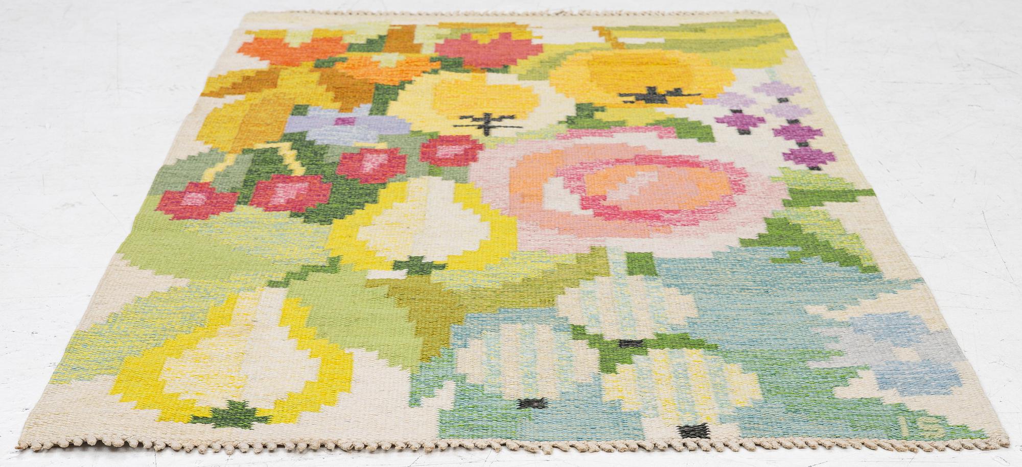 Ingegerd Silow, a flat weave rug, 'Fruktträdgården', signed IS, c. 125 x 82 cm.