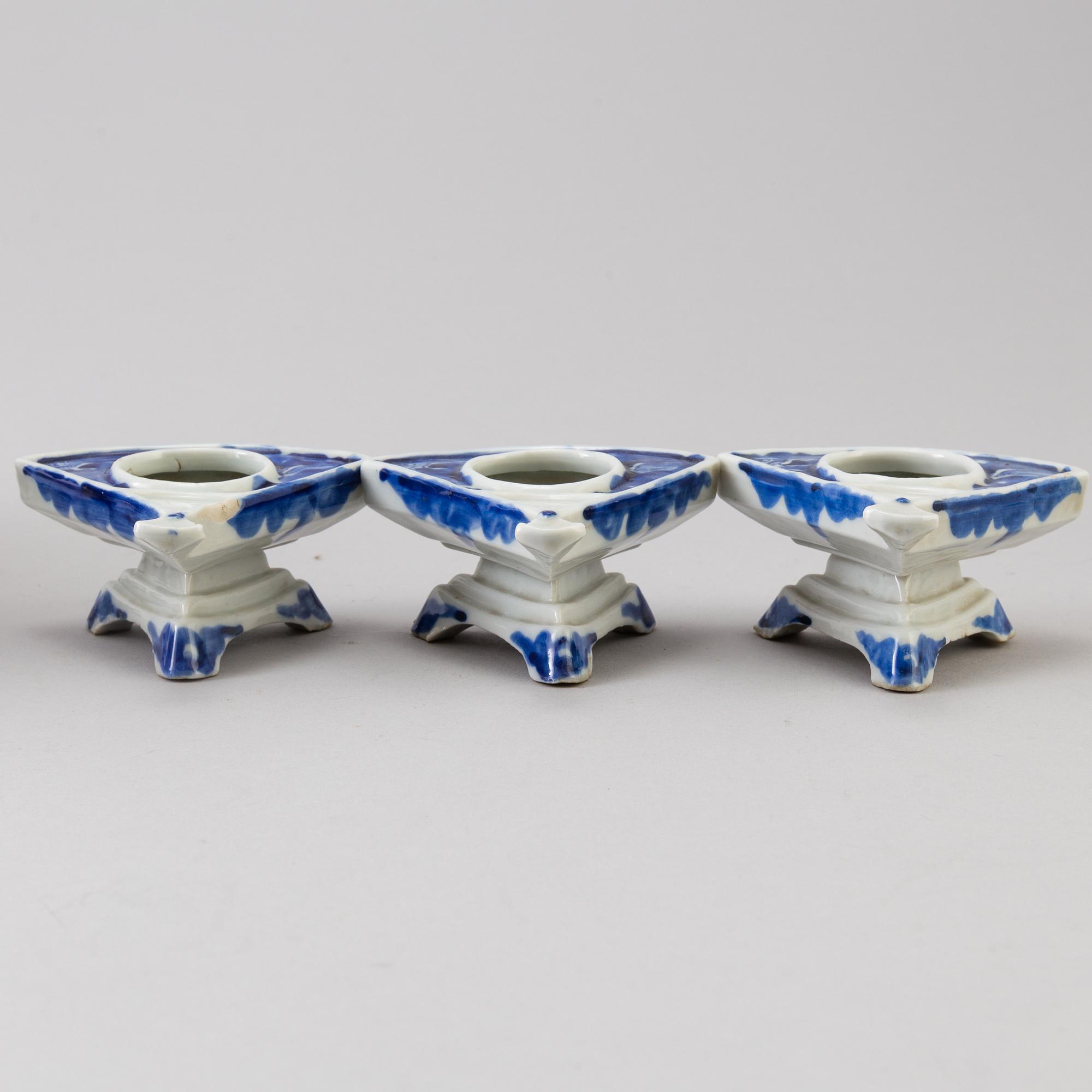 A set of fan-shaped bowls and a larger bowl, Japan, Meiji (1868-1911).