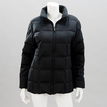 BURBERRY Quilted Coat in size 42.