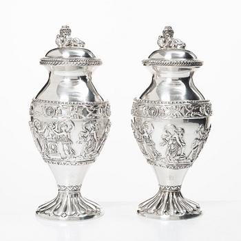 Lale Silverware & Co Ltd, a pair sterling silver lidded urns, Istanbul, Turkey 20th century.
