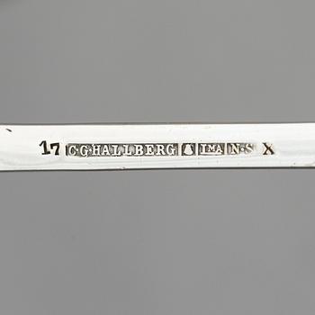 A Swedish 156 piece silver table-cutlery with wood box, mark of company Nordiska Kompaniet, Stockholm 1917.