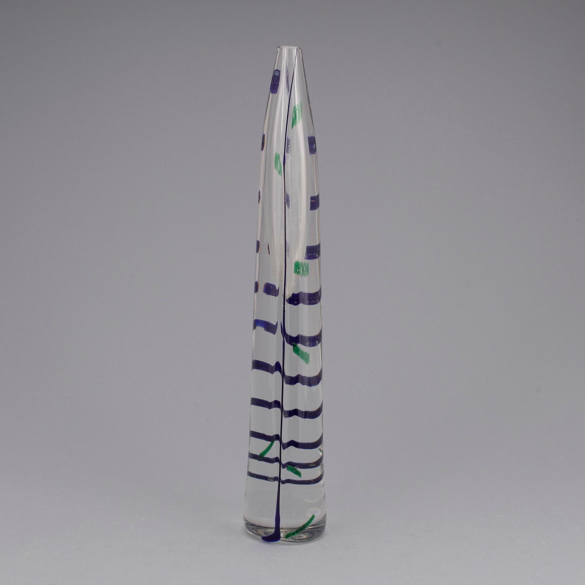 VAS, glas, Bengt Orup, Johansfors Glasbruk. Signerad.