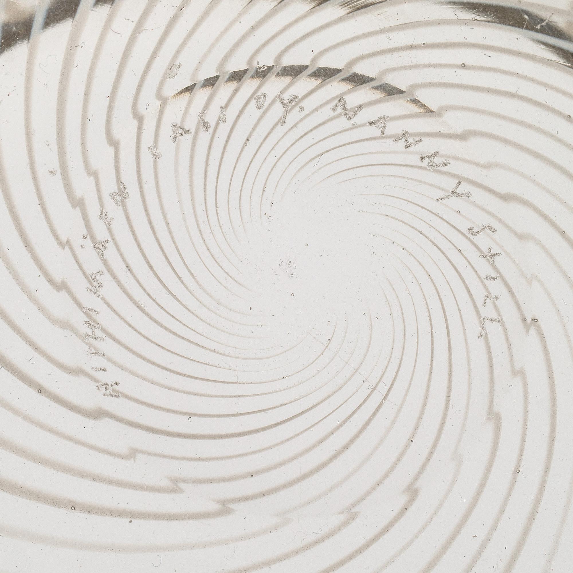 NANNY STILL, skål,  filigranglas, "Tohveli" (Toffel), signerad Nanny Still, Riihimäen Lasi Oy.