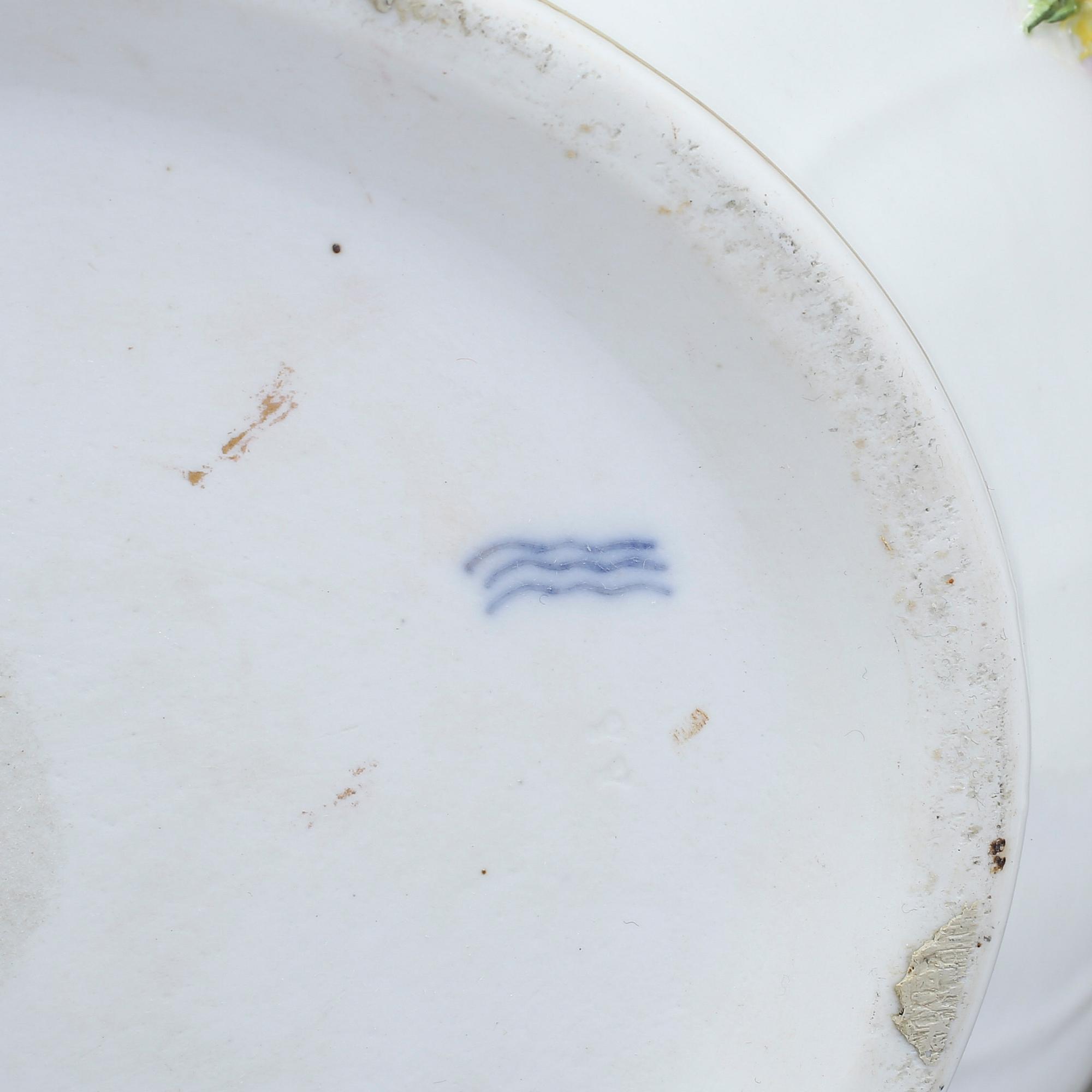 TERRIN, porslin, rokokostil, Kunglig Dansk, sannolikt 1800/1900-tal.