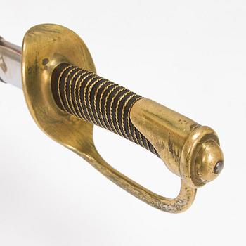 Sabre, Finnish, model 1927 (French model 1822) with scabbard.
