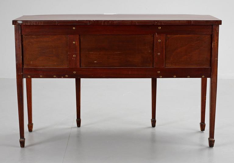 SIDEBOARD, England, 1900-talets första hälft.