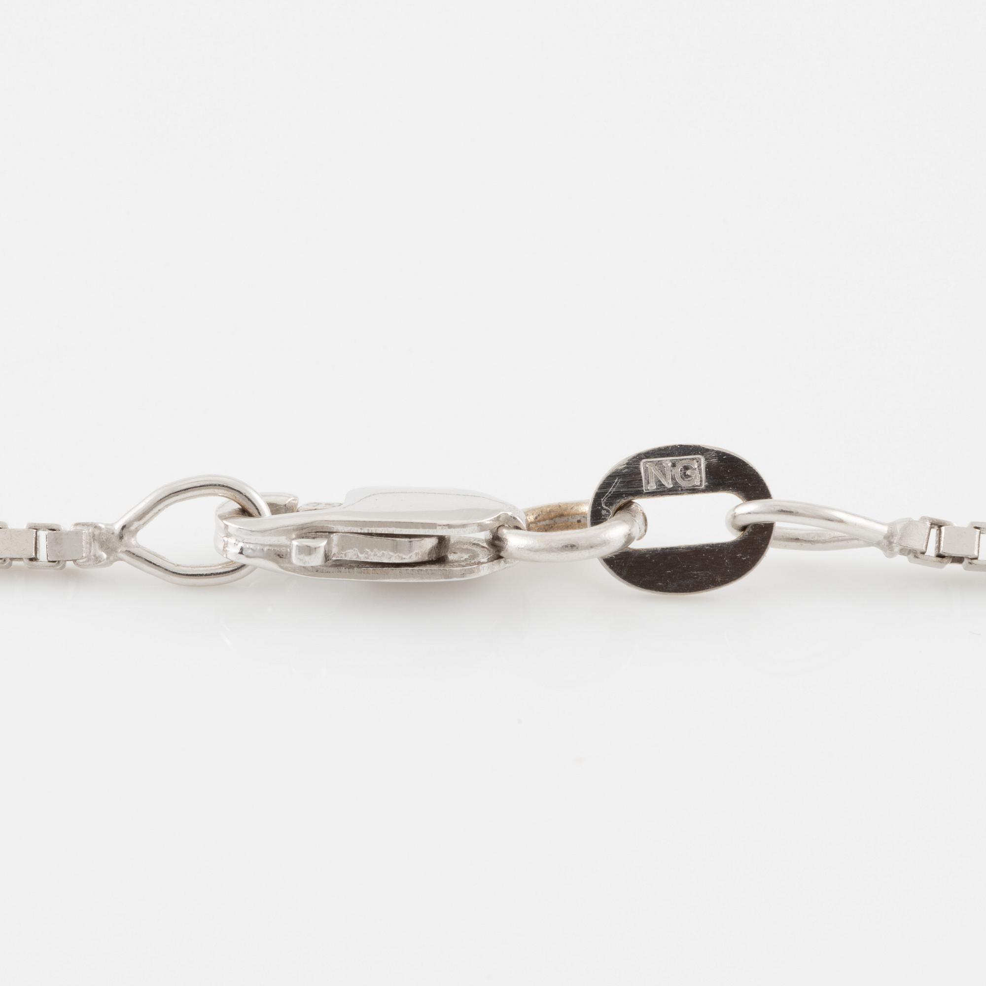 Collier 18K vitguld med briljantslipad diamant 0.40 ct.