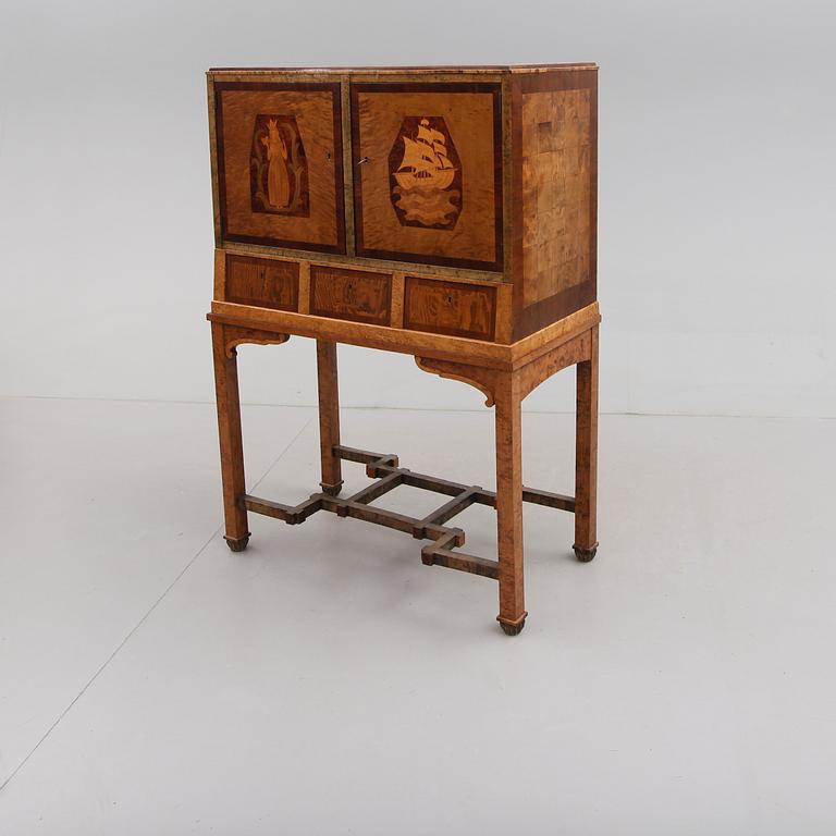 SKÅP, art déco, 1900-talets första hälft.