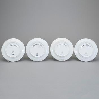 ASSIETTER 4 st, porslin. "Flora Danica", Royal Copenhagen.