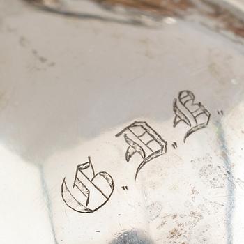 GRÄDDKANNA, silver, svenska stämplar, 1874. Vikt ca 131 gram.