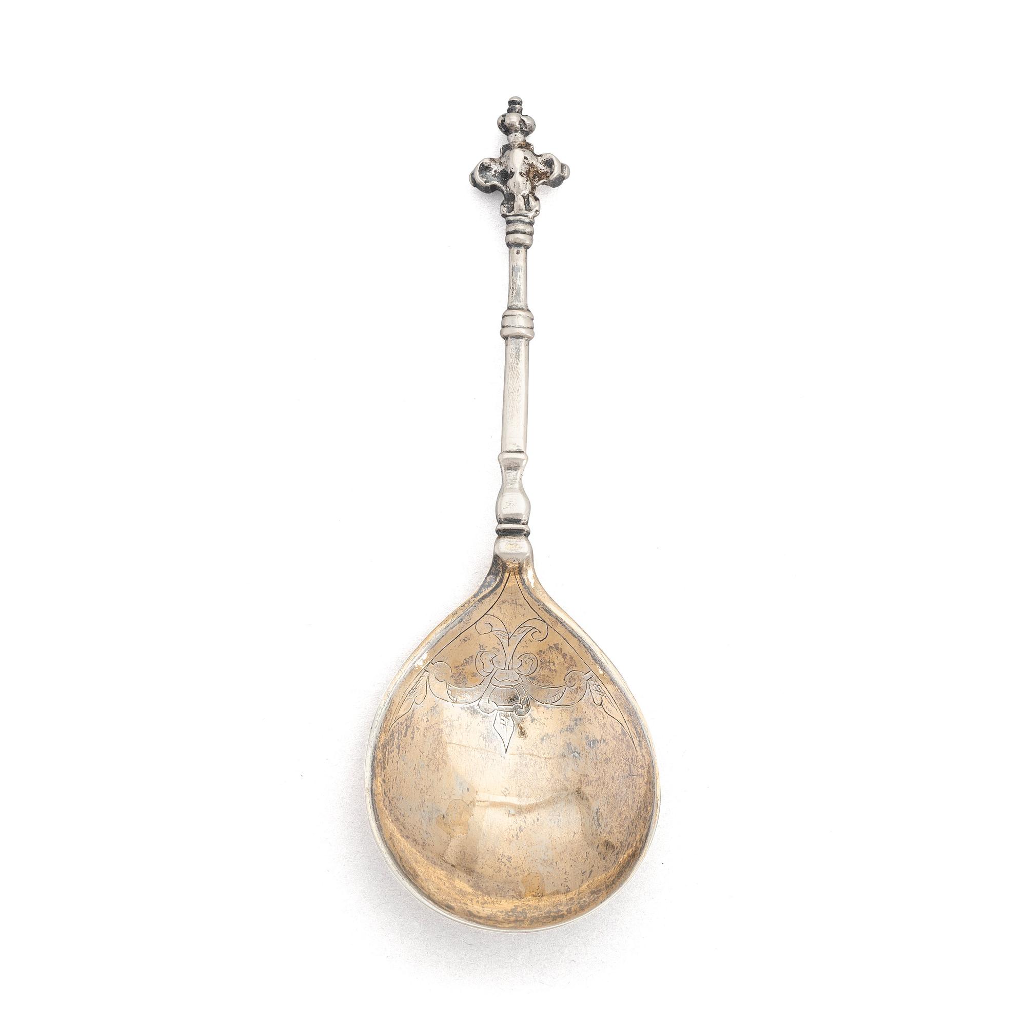 A Northern Europe early 18th Century parcel-gilt silver  spoon, unidentified marks.