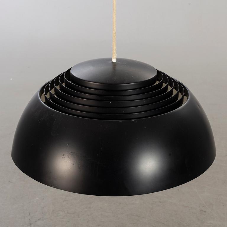 ARNE JACOBSEN,