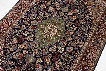 Matta, Isfahan, ca 230x140 cm.
