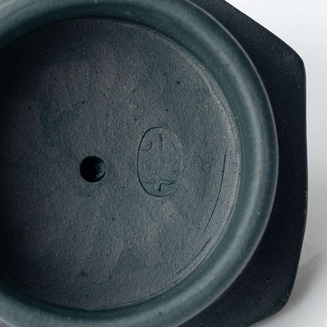 Two blue yixing 'Gonfu' teapots, China,1980s.