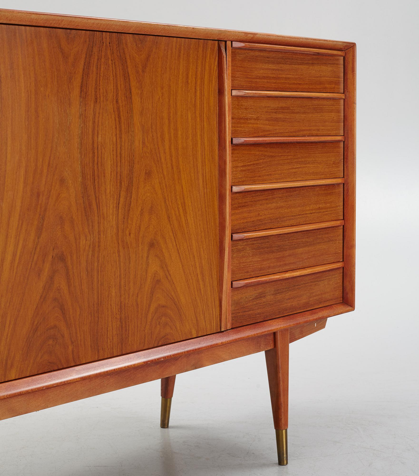 Sideboard, teak, 1900-talets mitt.