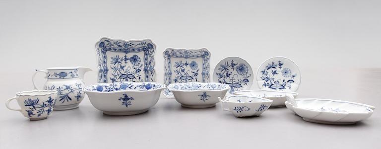 SERVISPORSLIN, 17 delar, Meissen, 1900-talets andra hälft.