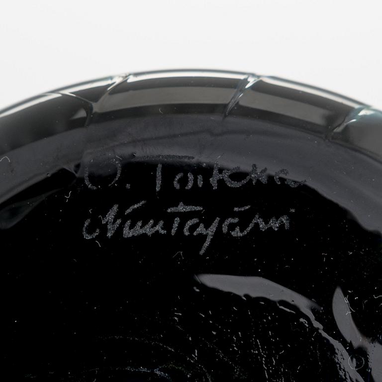 Oiva Toikka, a glass bird, signed signerad O. Toikka Nuutajärvi.