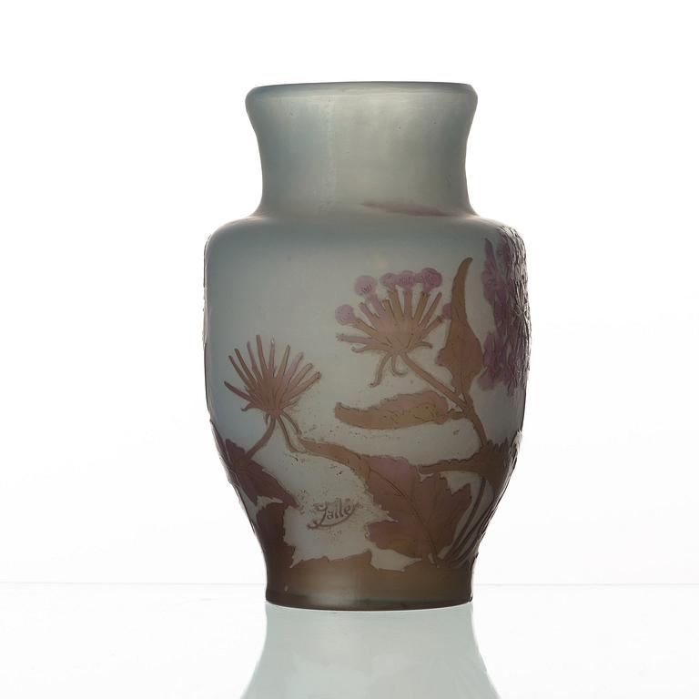 Emile Gallé, An Emile Gallé Art Nouveau cameo glass vase, Nancy, France.