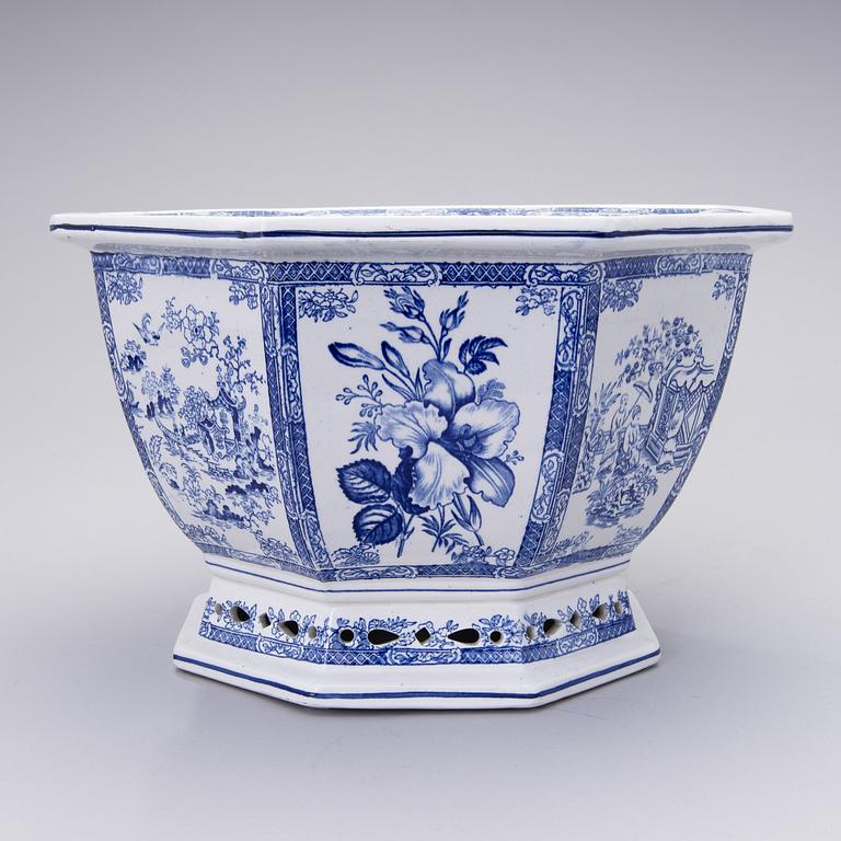 YTTERFODER, keramik, Gustavsberg, 1900-talets början.