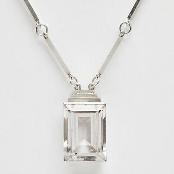 Wiwen Nilsson, hängsmycke med facettslipad bergkristall, Lund 1944, sterling.