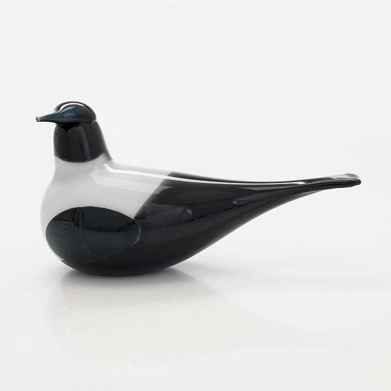 Oiva Toikka, a glass bird, signed O. Toikka Nuutajärvi.