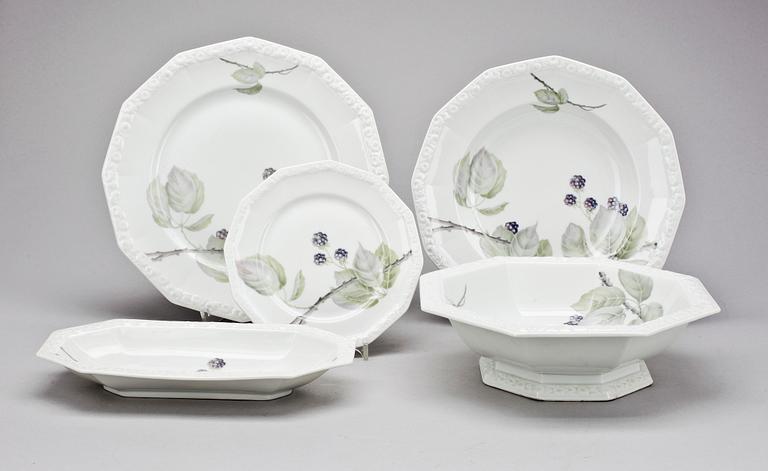 MATSERVIS, 55 delar, porslin, "Maria Björnbär", Rosenthal.