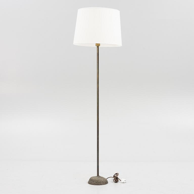 Harald Notini, a model "15750" floor lamp, special made, Arvid Böhlmarks Lampfabrik, Sweden, mid 20th century.