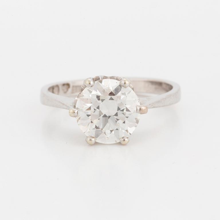 RING, med diamant 2.40 ct enligt gravyr.