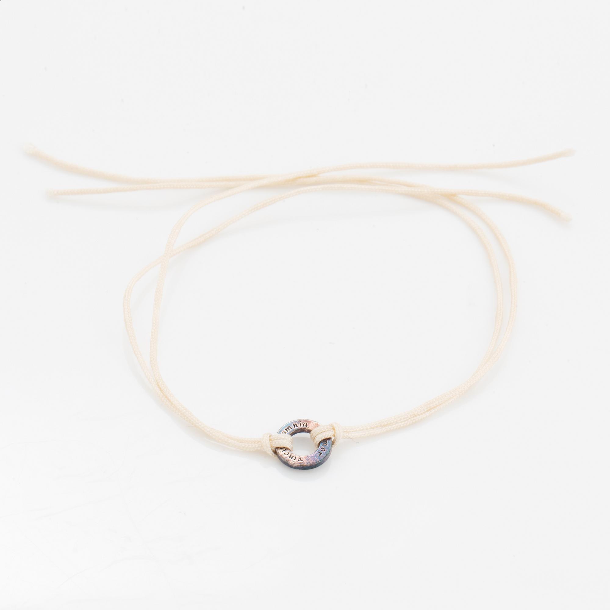 Efva Attling, ring, armband och hänge med kedja, 'love bead' silver med rökkvarts.