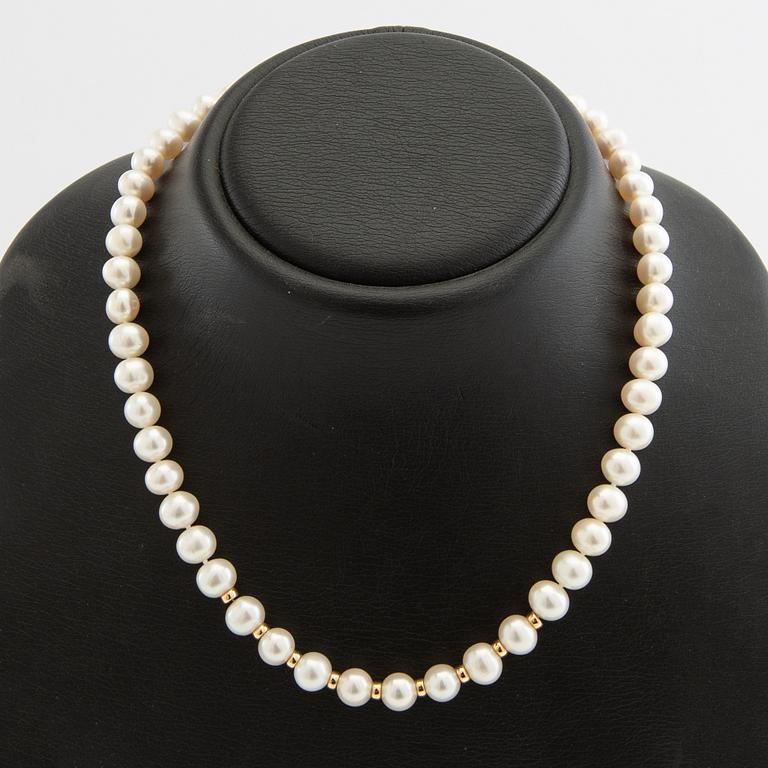 Necklace and pendants for earrings, a pair, possibly freshwater pearls and 18k gold.