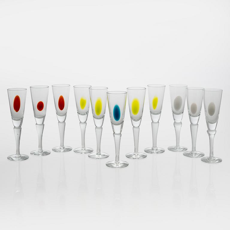 Gunnel Sahlin, A set of 11 licquer glasses, 'Marrakech'-serie, Kosta Boda Sweden.