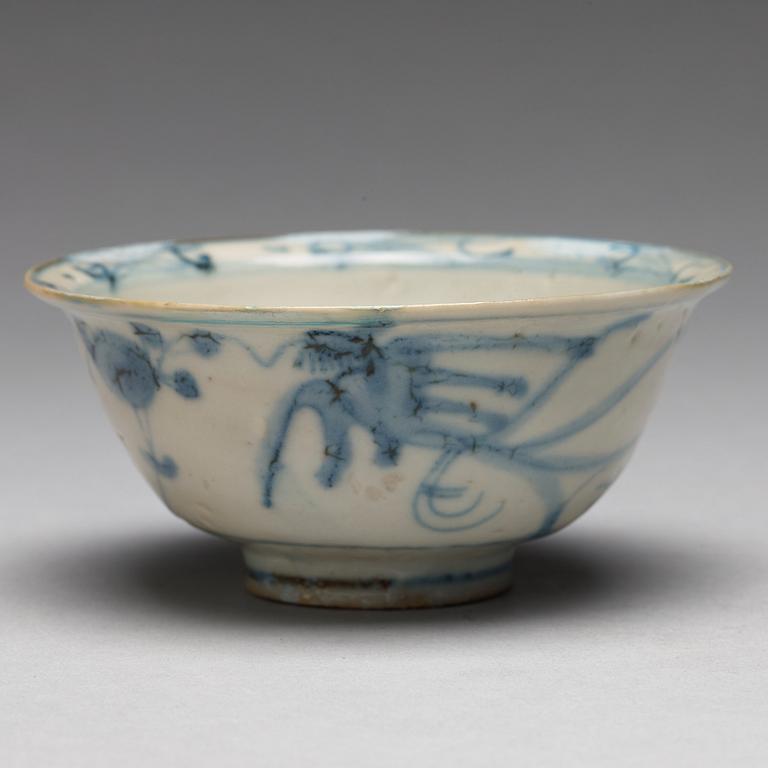 Two blue and white bowls, Qing dynasty, 19th century.