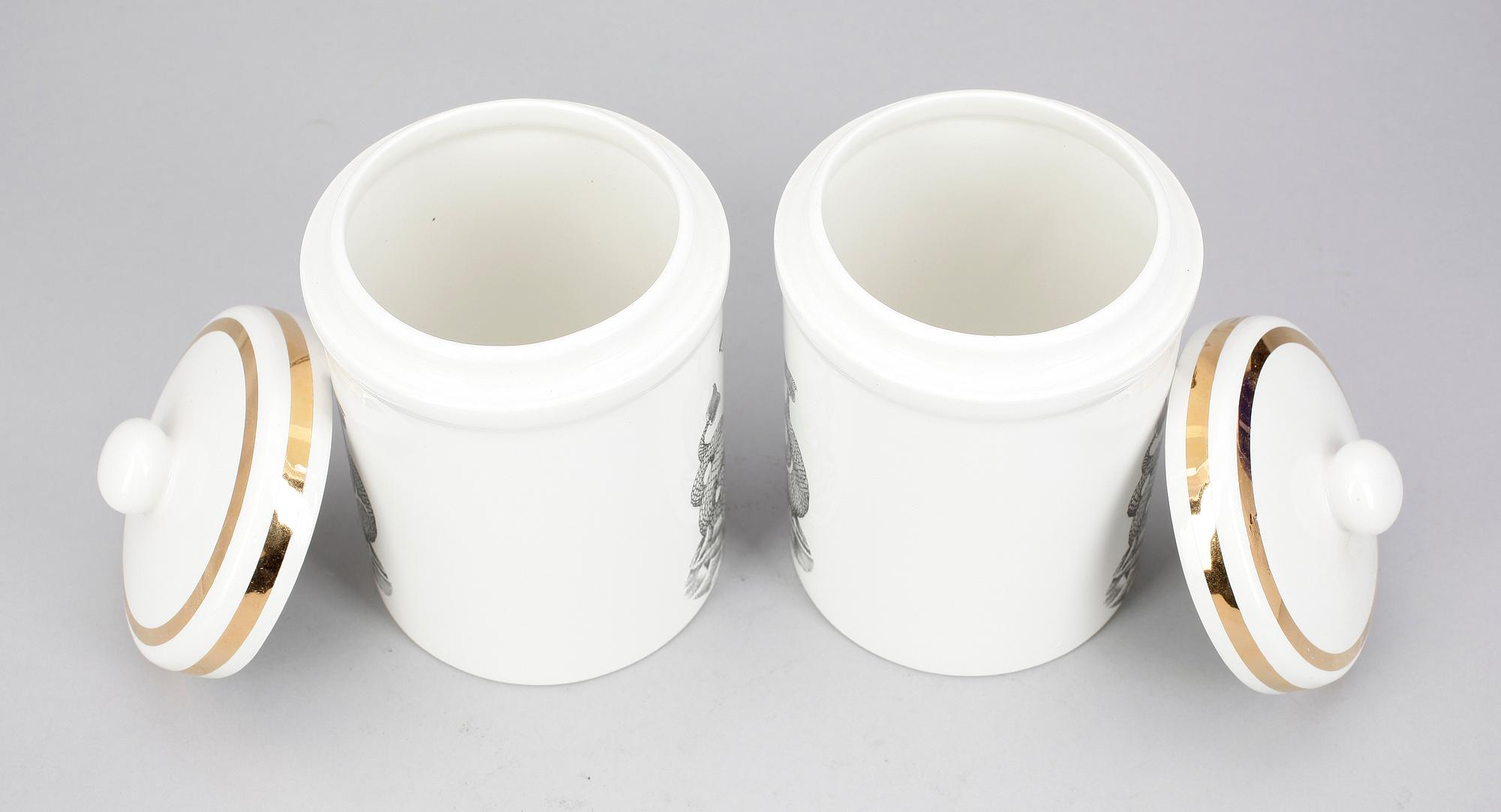 BURKAR, 2 st, Fornasetti, Italien, 1900/2000-tal.