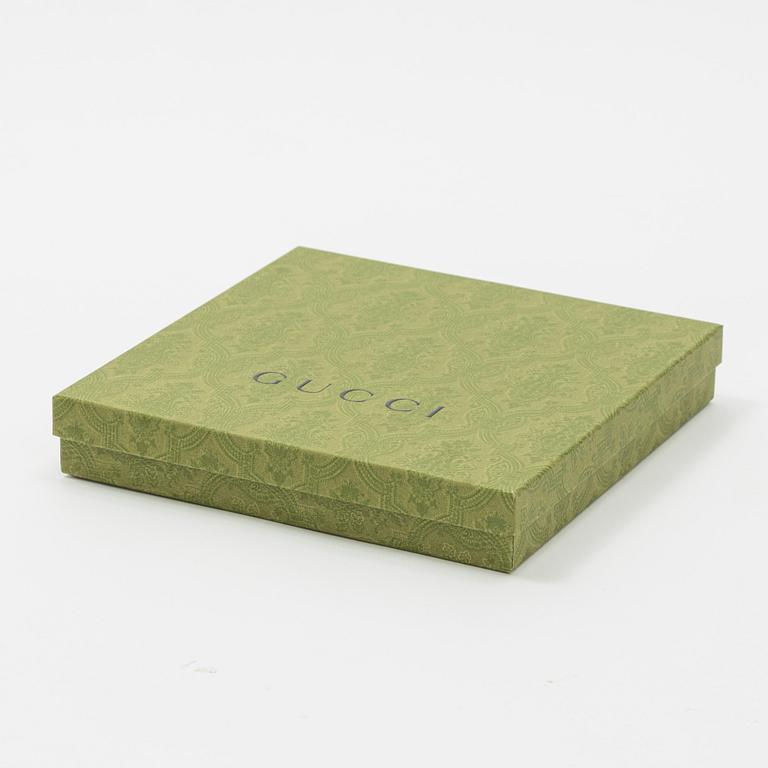 Gucci, scarf, "Flora".