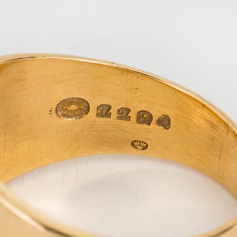 GEORG JENSEN, Ring, 18K guld med mabépärla. Efter 1945.