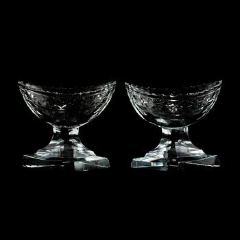 SALTKAR, ett par, glas, empire, 1800-talets första hälft.