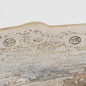 Bricka, silver 800, rokokostil.