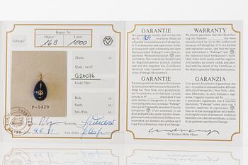 Pendant in 18K gold with enamel, Victor Mayer.