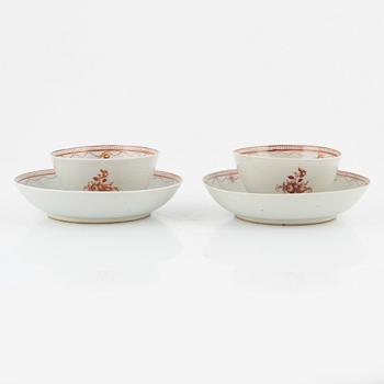 Koppar med fat, 12 st, porslin, Kina, Jiaqing (1796-1820).