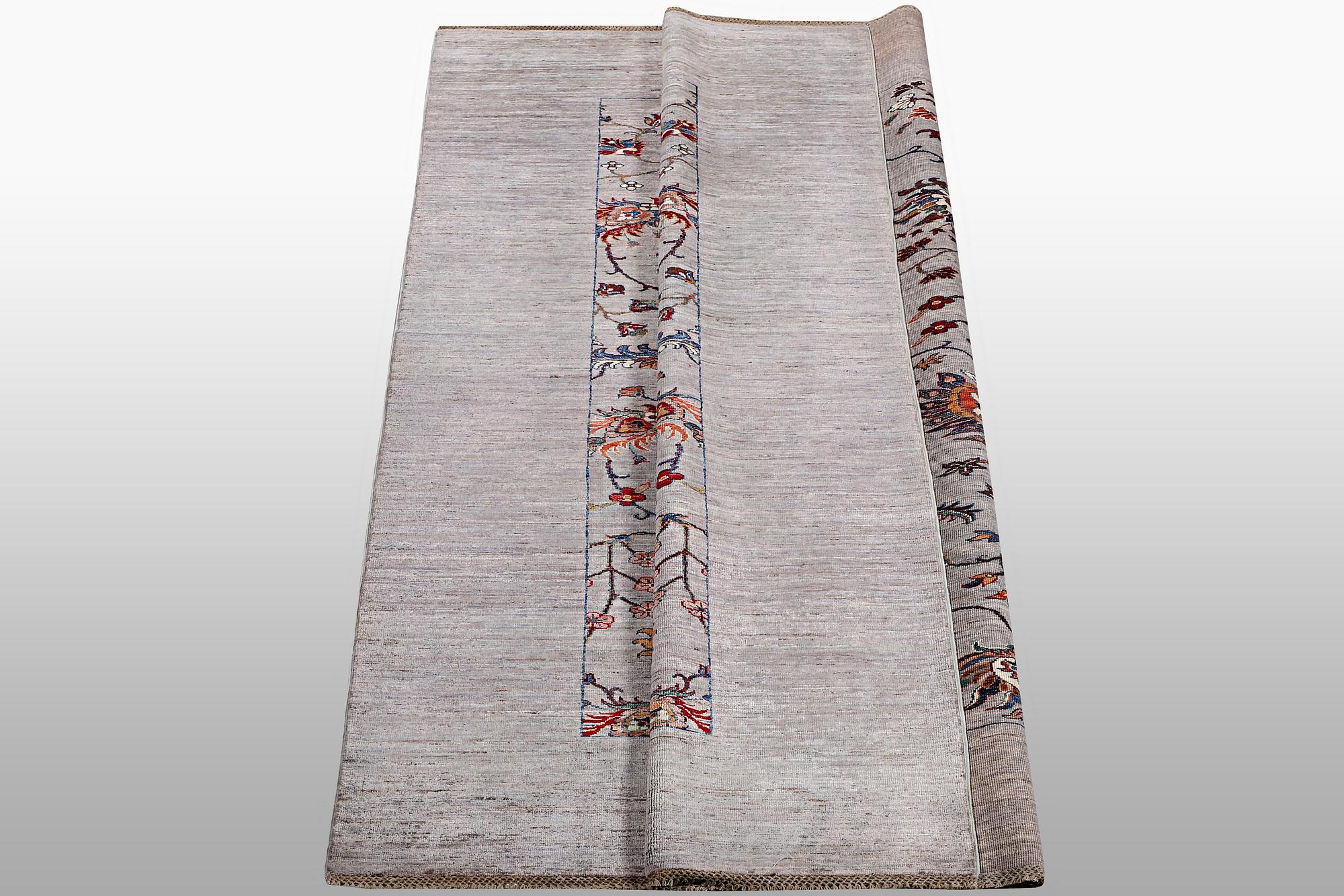 Carpet, Ziegler Ariana, ca 295 x 205 cm.