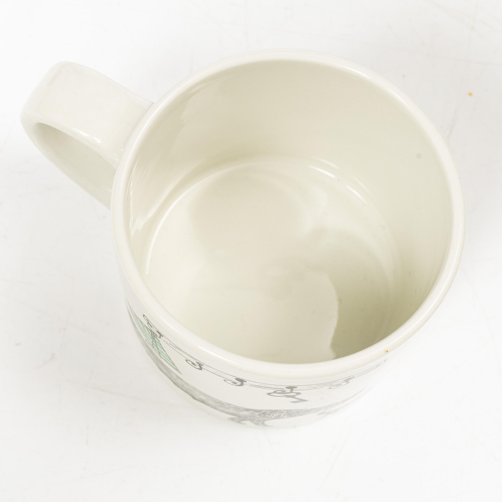 Gunvor Olin-Grönqvist, mugs, 4 pcs and a jug, Arabia, Finland, second half of the 20th century.