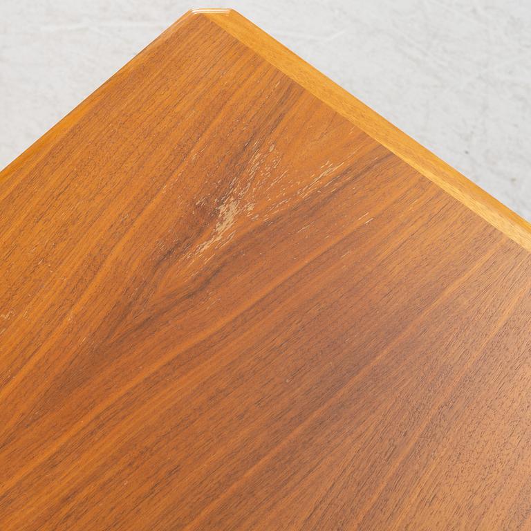 Carl Malmsten, chest of drawers, "Vidar", Carl Löfving & Söner, Tibro, later part of the 20th century.